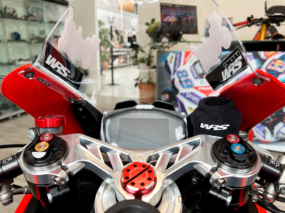 WRS BLACK CUFF PROTECTIVE FOR BRAKE RESERVOIR