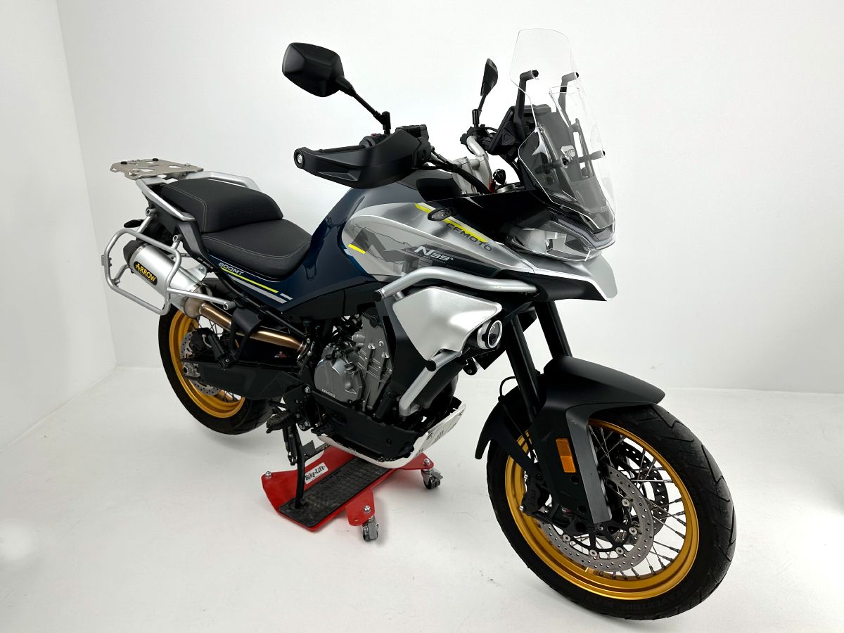 WRS STANDARD WINDSCREEN CF MOTO 800 MT 2022-2024 / 700 MT 2024-2025