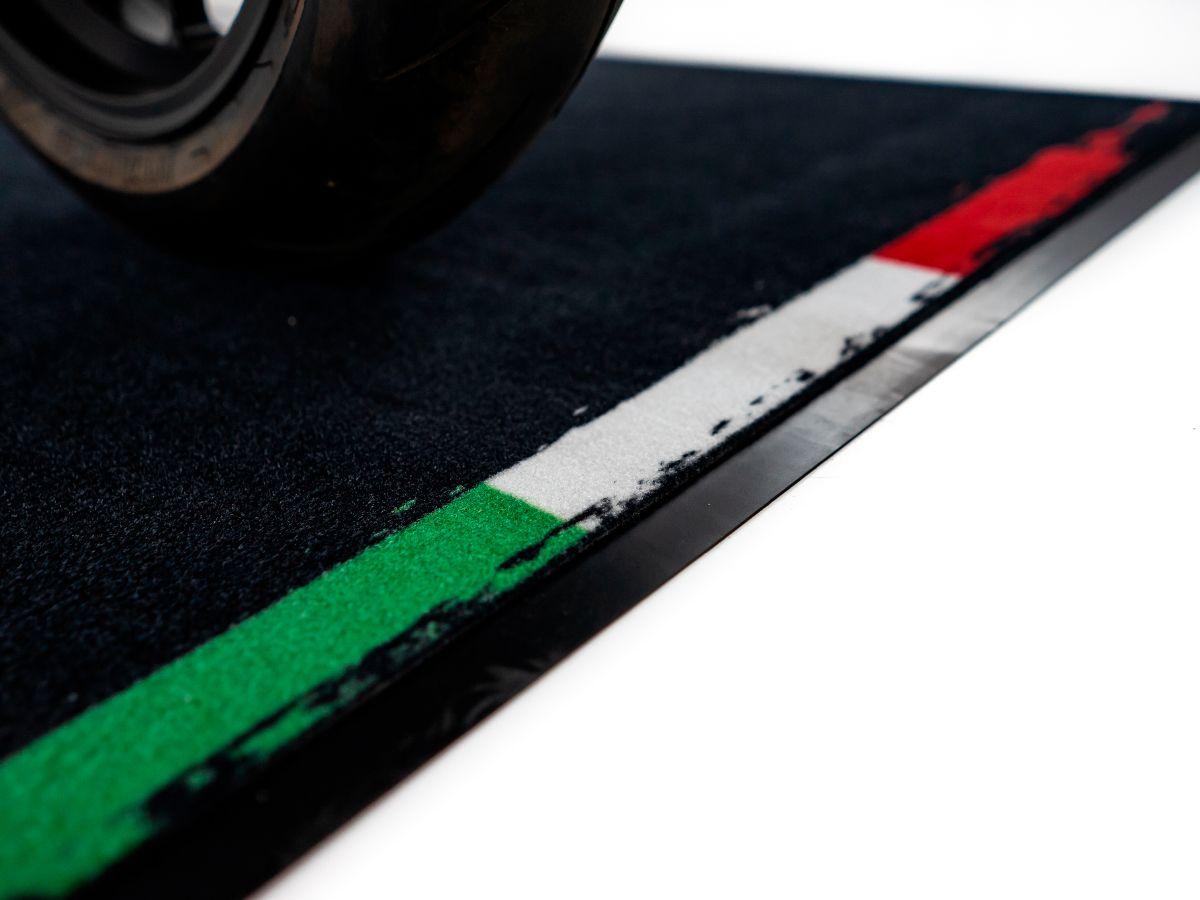 ORIGINAL WRS RECTANGULAR MOTORCYCLE CARPET WITH LOGO AND ITALIAN FLAG