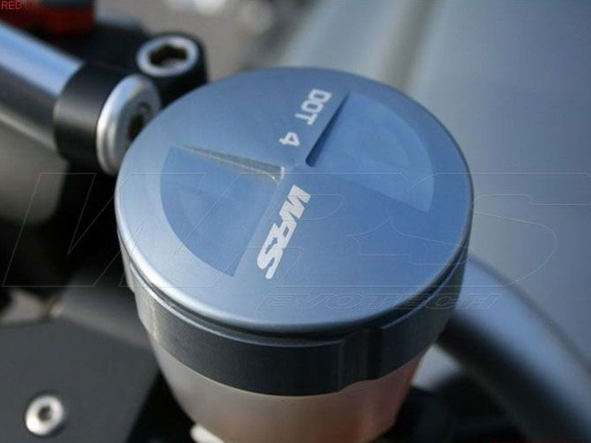 Pair Of Brake Oil Tank Caps - Clutch BMW